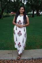 Bloom Kurthi Set